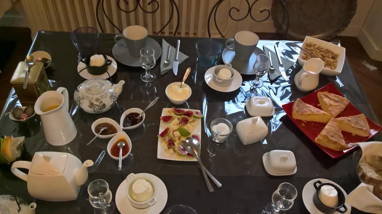 Bouvesse-Quirieu Chambres Et Table L' Echappee מראה חיצוני תמונה